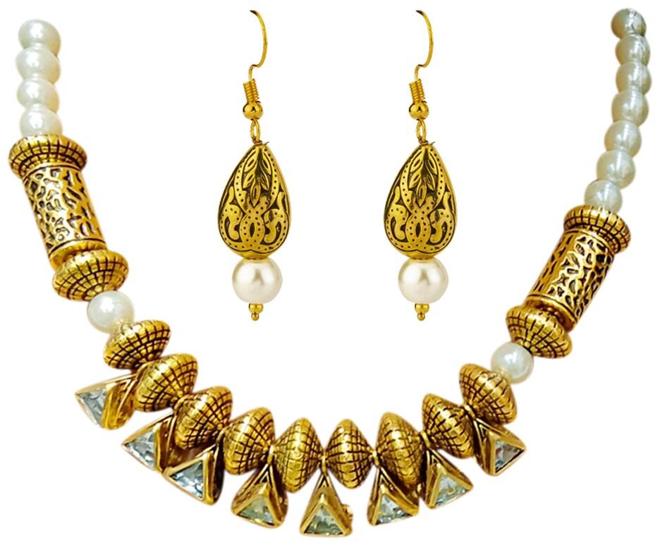 

Jewels Galaxy Traditional Kundan Pearl Gold Plated Mesmerizing Necklace Set for Women Girls