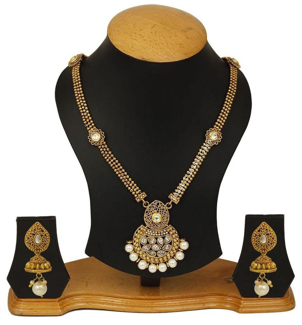 

Jewels Galaxy Elegant AD Stunning Designer Kundan Necklace Set For Wedding Party