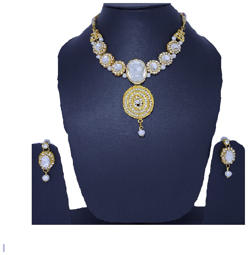 

Kanojia Collections Naulakha (haar) Necklace with Pair of Earring