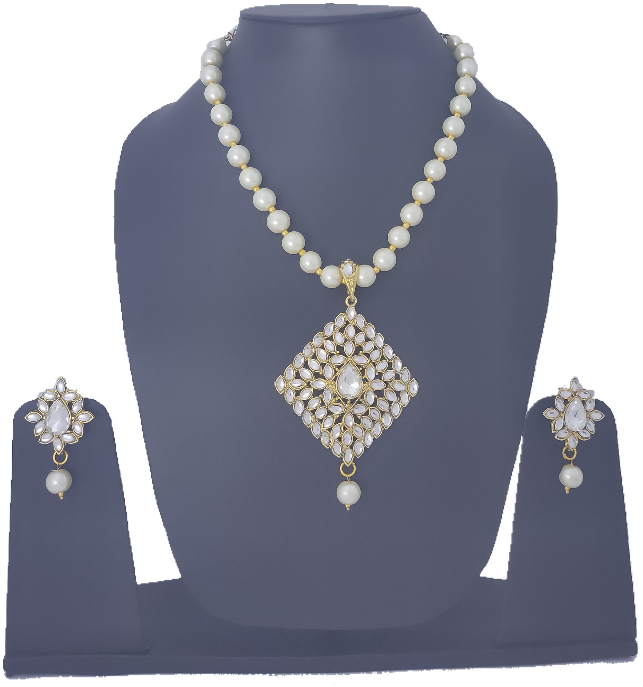 

Kanojia Collections Gold Plated White Kundan Pendant Set with Pair of Earring