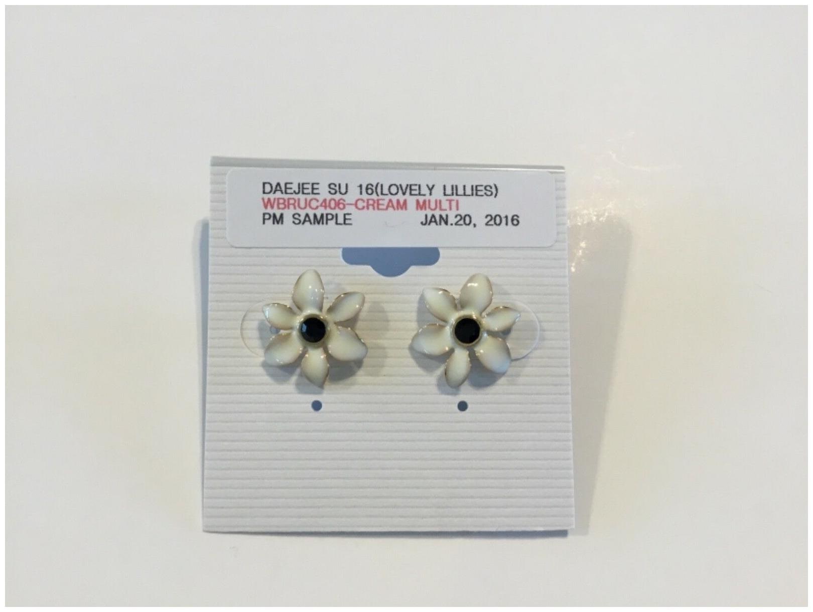 

Kate Spade New Beautiful Lovely Lillies Earrings