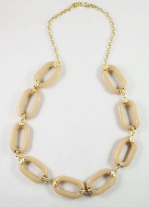 

Kenneth Jay Lane Long Gold Natural Large Link Necklace