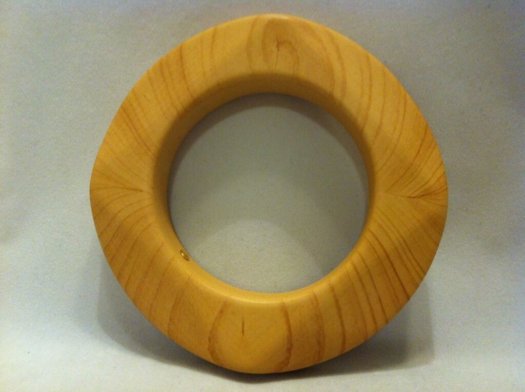 

Kenneth Jay Lane Woden Flat Geometric Bangle Bracelet