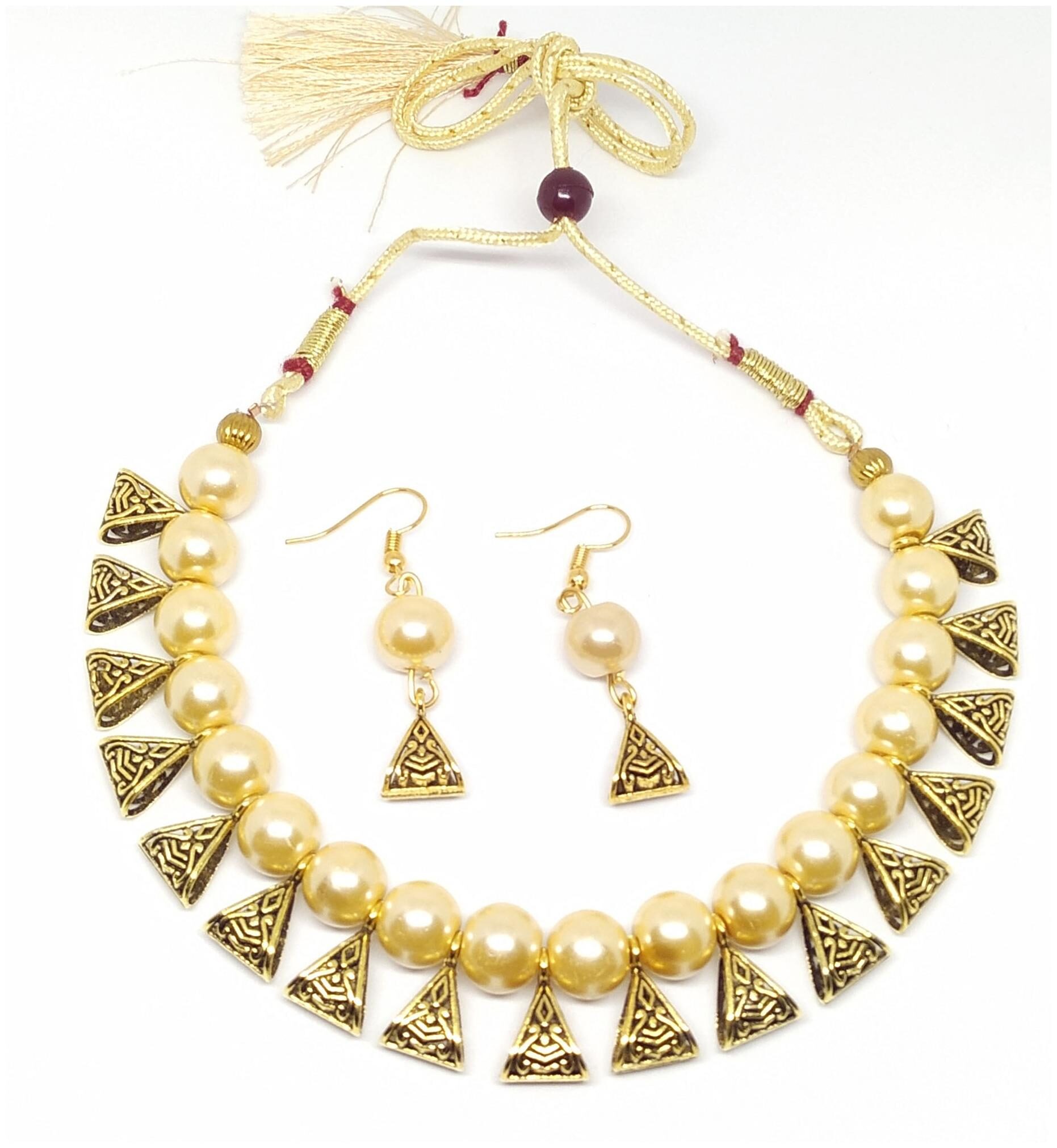 

Kisara Jewels Alloy Pearl Choker Necklace Set