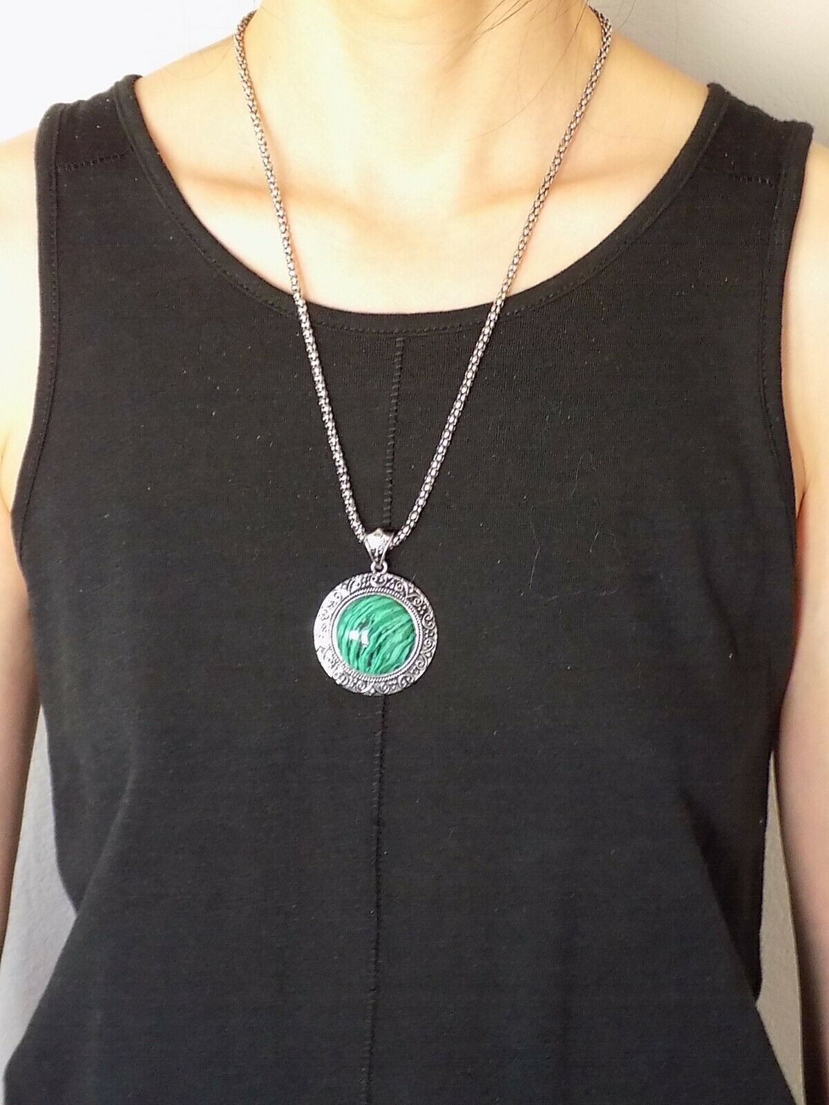 

Lady Vintage Imitation Moss Agate Fashion Necklace Bracelet Earrings
