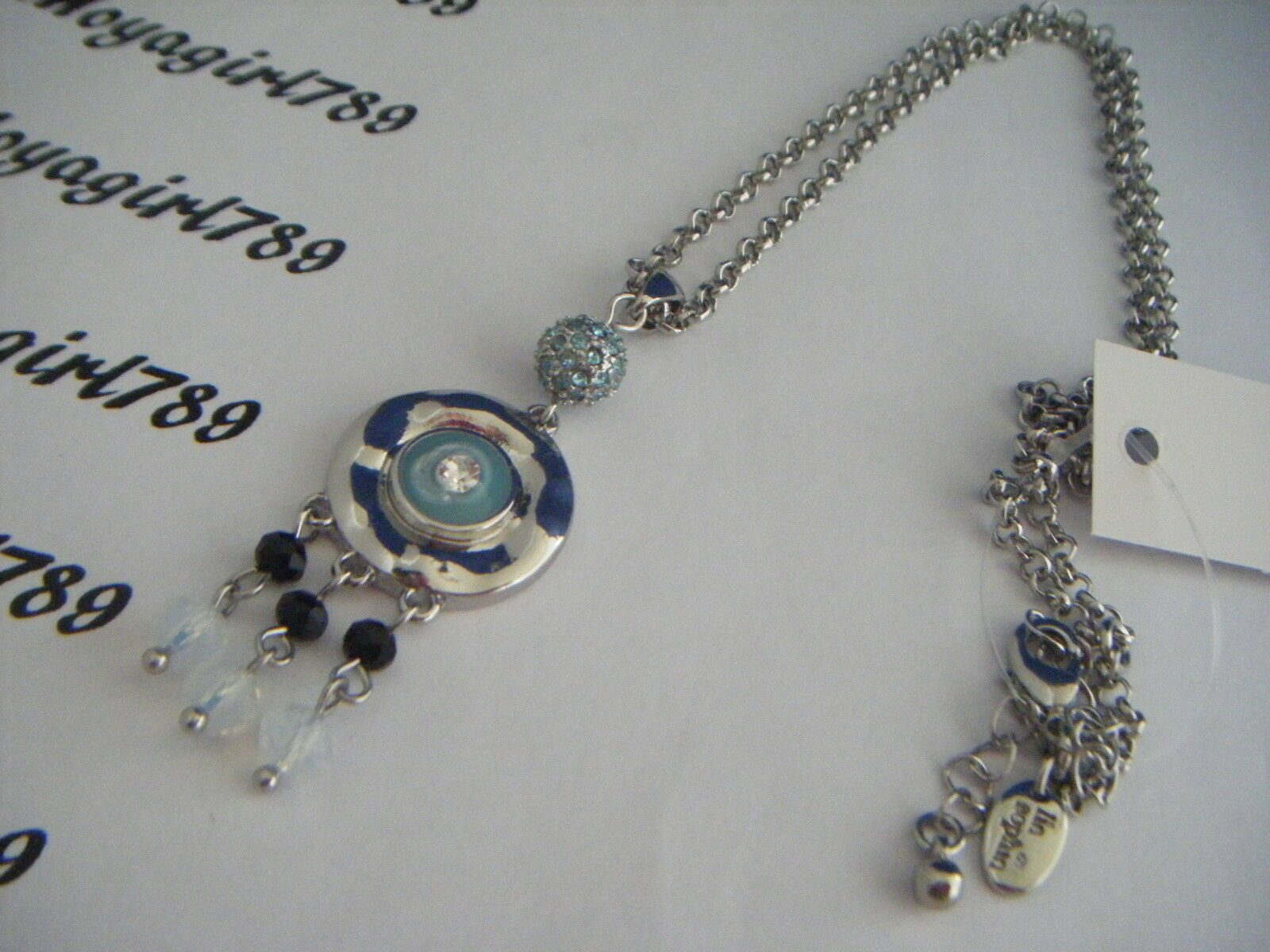 

Lia Sophia Bull s-Eye Necklace