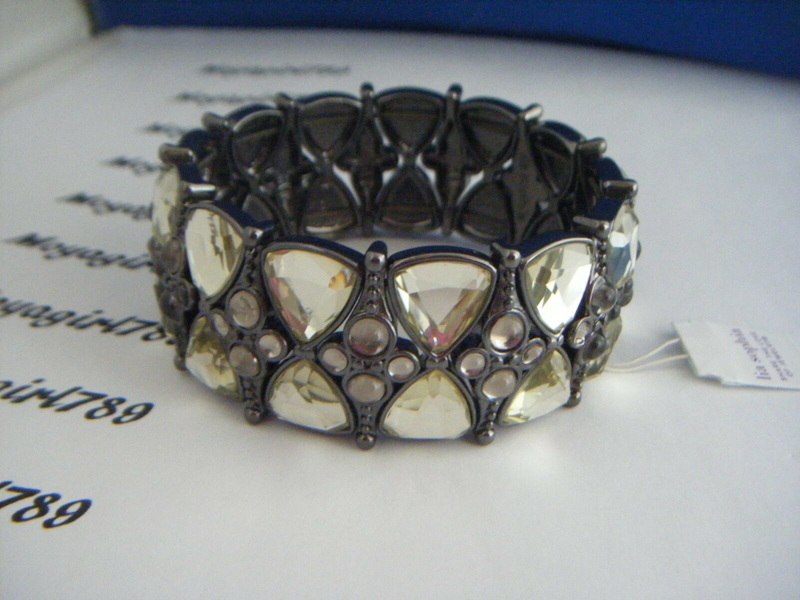 

Lia Sophia Octavia Stretch Bracelet RV 98