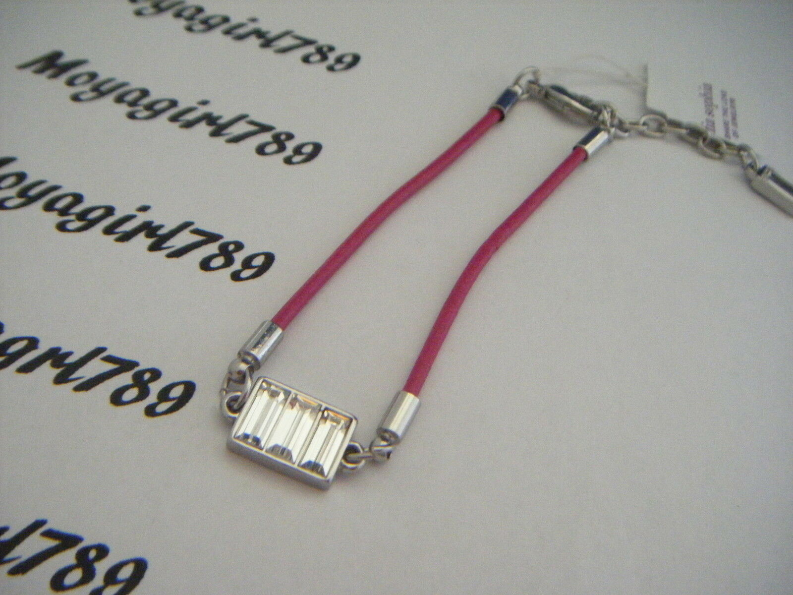 

Lia Sophia Parfait Strawberry Bracelet RV 28