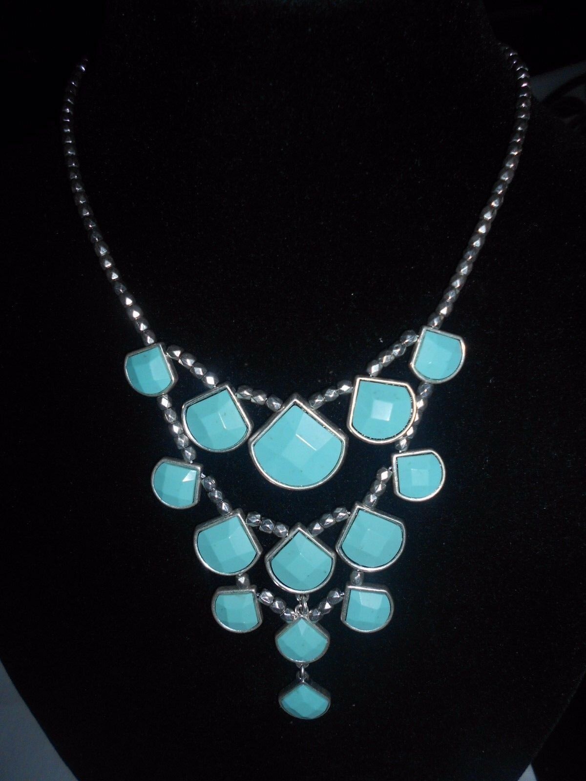 

LUCKY BRAND AUTH NWT SILVER TONE TURQUOISE SEMIPRECIOUS CHANDELIER NECKLACE