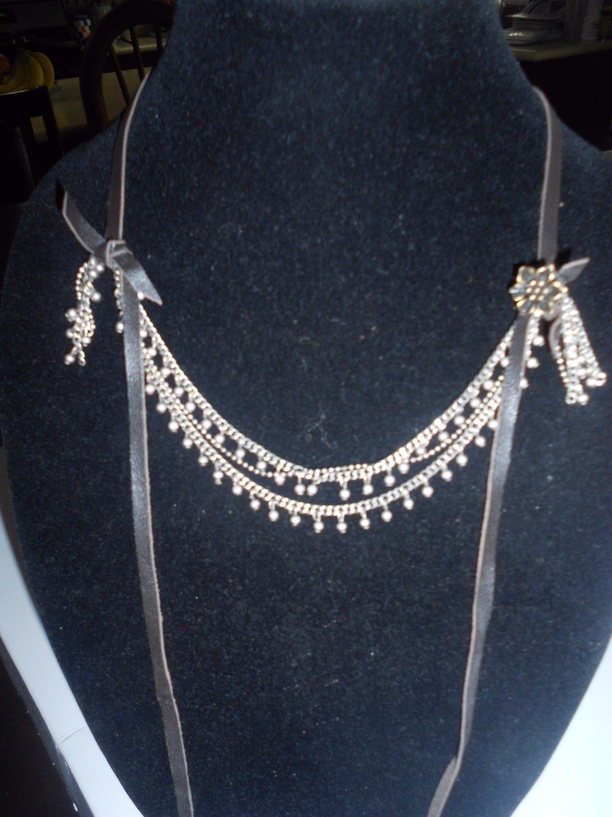 

LUCKY BRAND MULTI-LAYERS METAL BEADED SILVER GOLD TONE LEATHER STRING NECKLACE