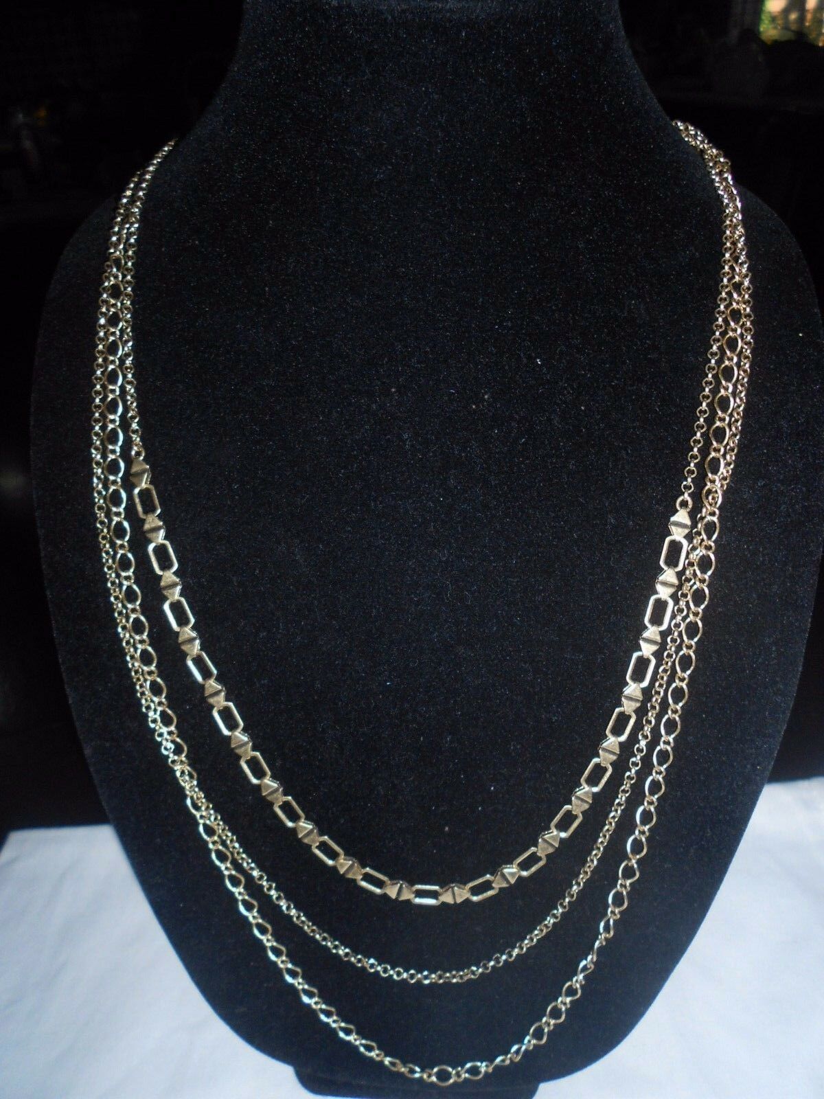 

LUCKY BRAND NWT AUTHENTIC GOLD TONE MULTI LAYERS LONG NECKLACE