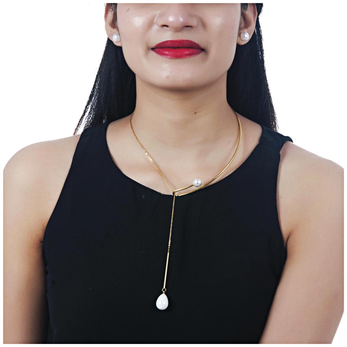 

Lucky Jewellery Elegant Look Gold Plated Funky Jewelry Hasli Fancy Set With Matching Tops For Girls Women (175-CHSI-LJ602)