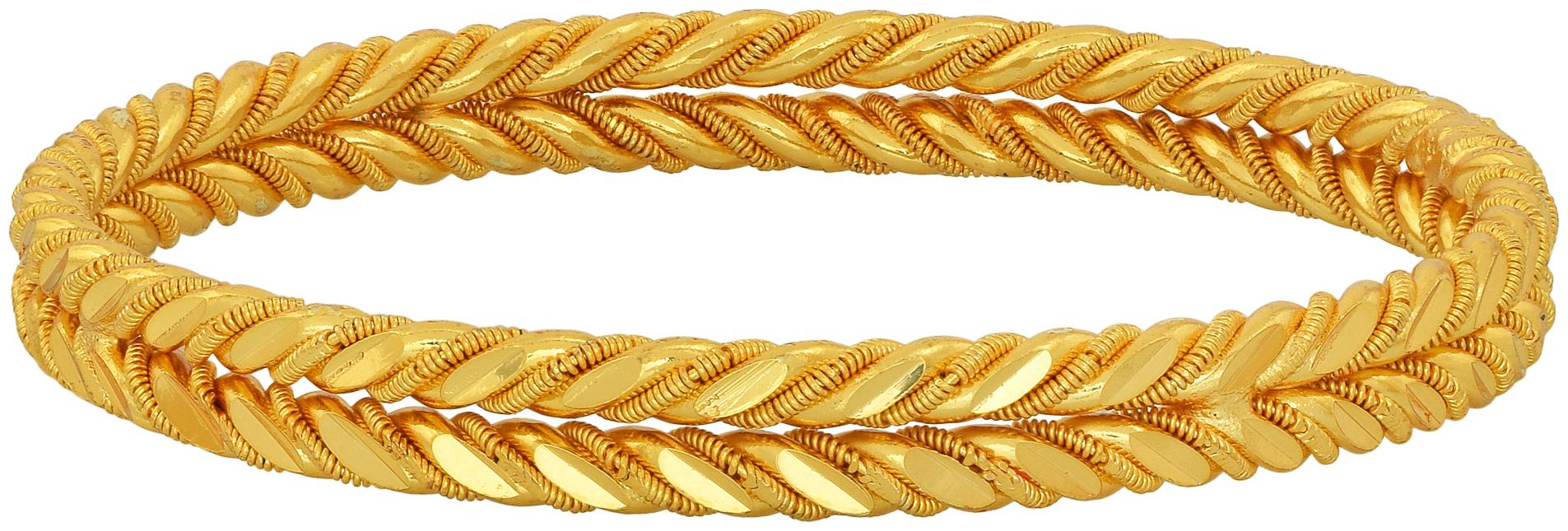 

Memoir Gold plated Traditional Bangle Kada Women