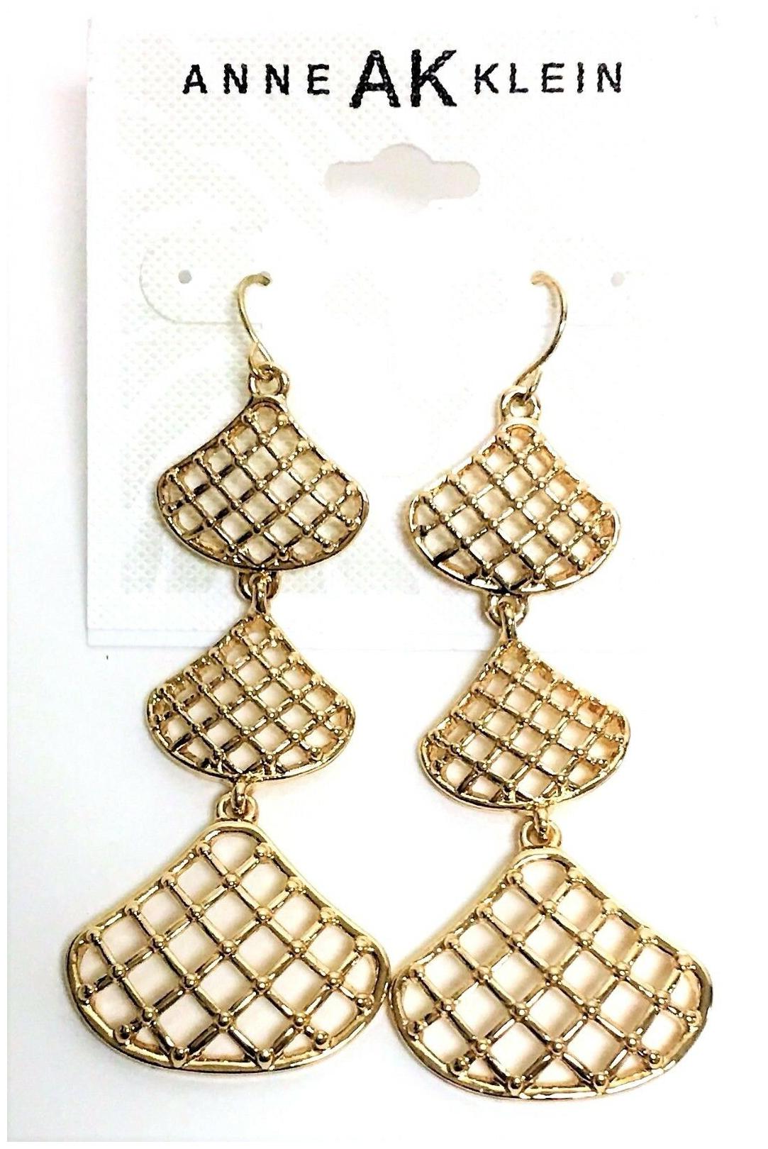 

NEW ANNE KLEIN GOLD TONE 3-TIER SCREEN MESH HOOK EARRINGS