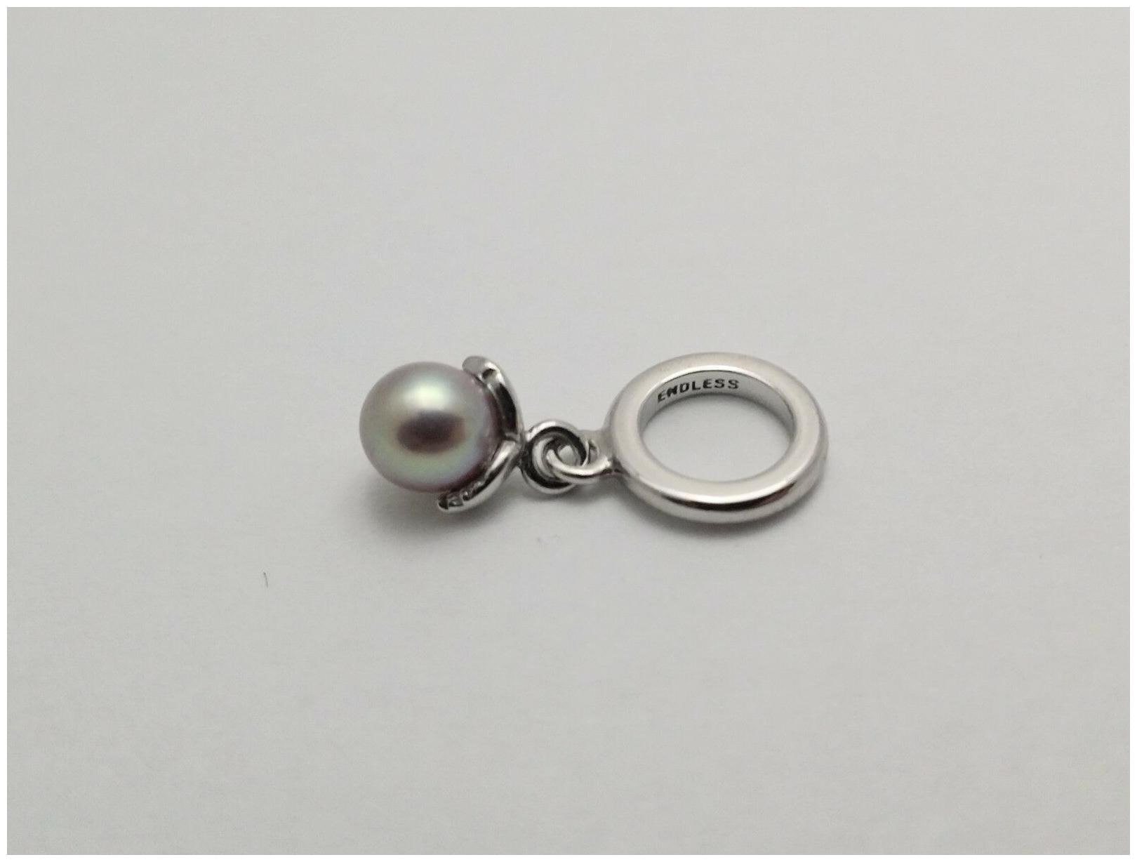 

New Authentic Endless Gray Pearl Sterling Silver 925 Drop Charm 43305-2