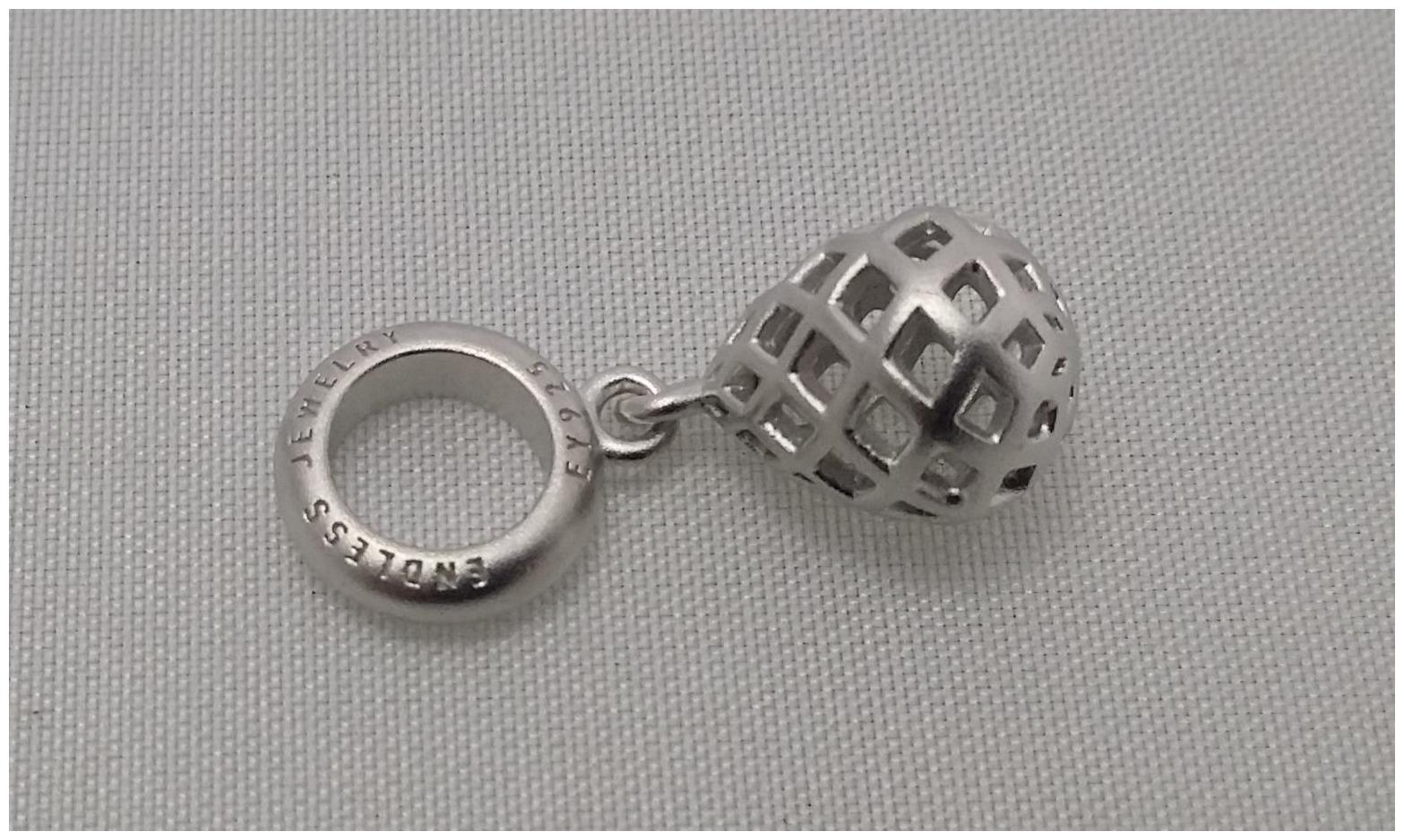 

New Authentic Endless Holiday Night Drop Sterling Silver 925 Charm 43550