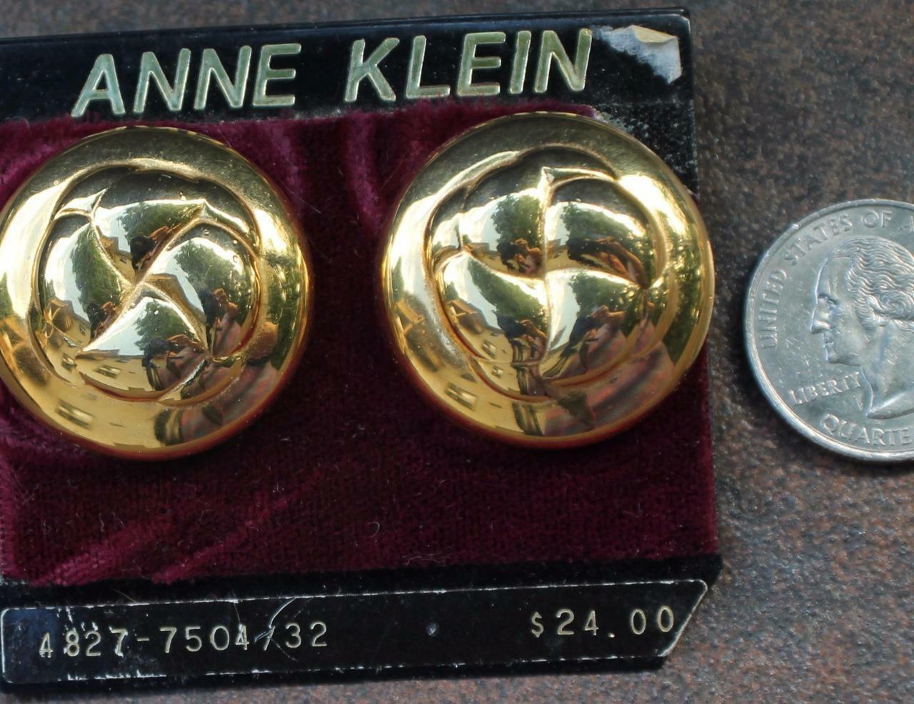 

New Card Old Stock ANNE KLEIN Goldtone Polished Round Pierced Earrings 4