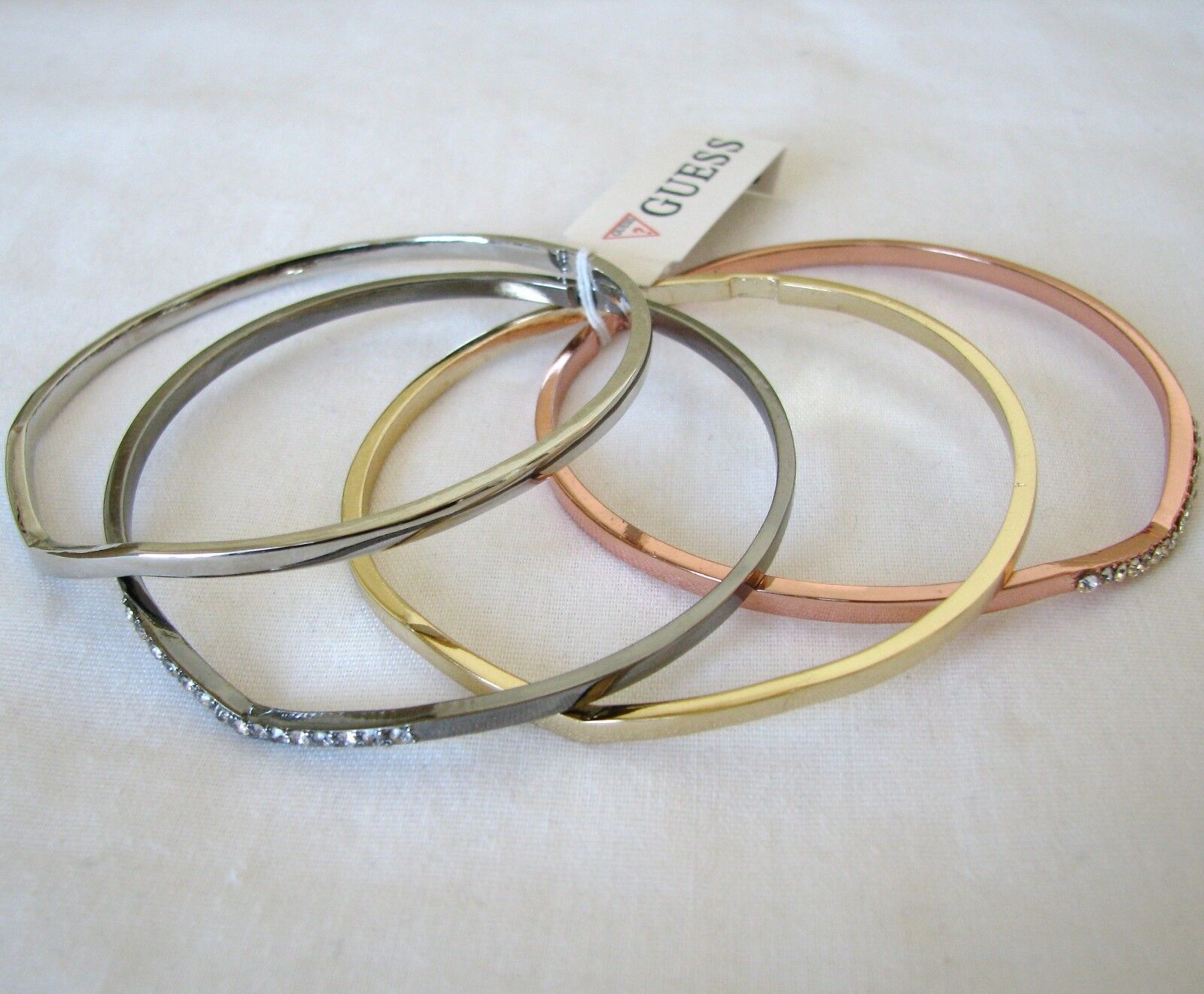 

NEW GUESS 4PC SET ROSE GOLD SILVER GUNMETAL TONE CRYSTAL BANGLE BRACELET