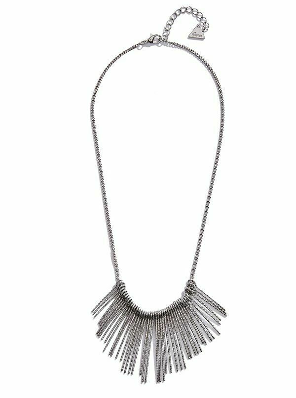 

NEW GUESS SILVER TONE MATCHSTICK FRINGE BIB STYLE CHAIN LINK NECKLACE