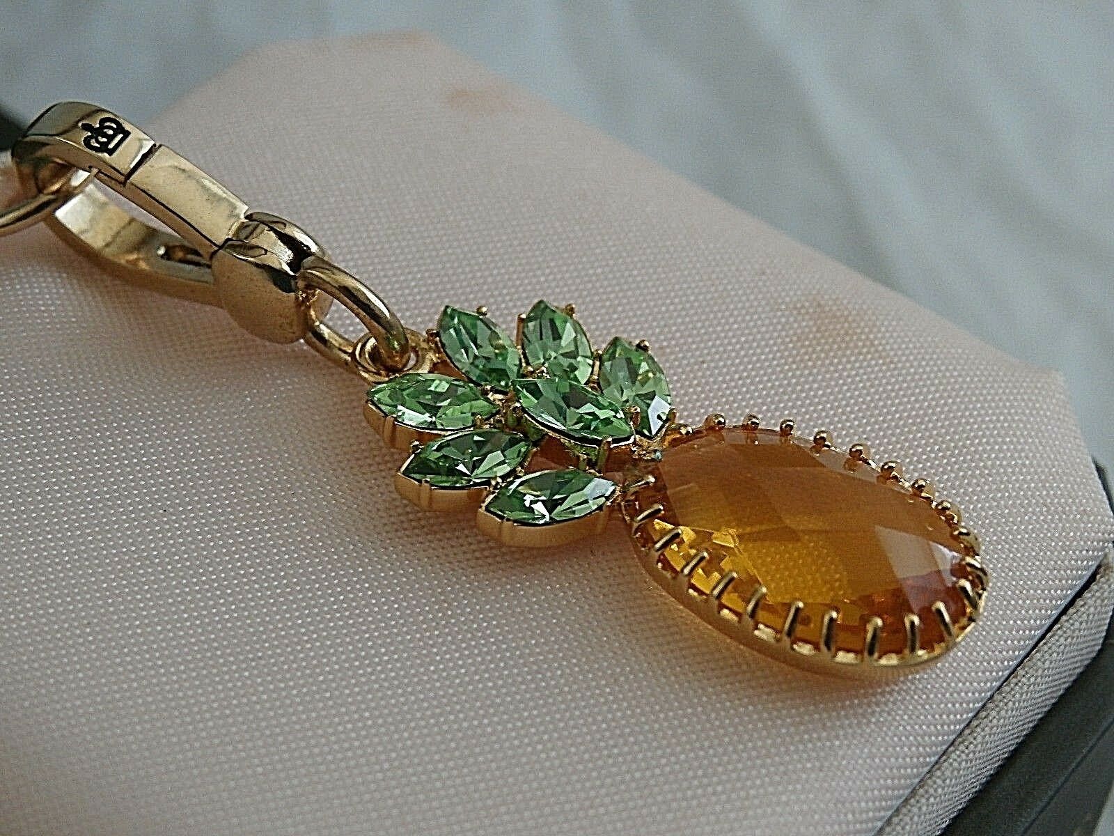 

NEW JUICY COUTURE YELLOW GREEN PINEAPPLE SMALLER GOLD CHARM WITH BOX RETIRED