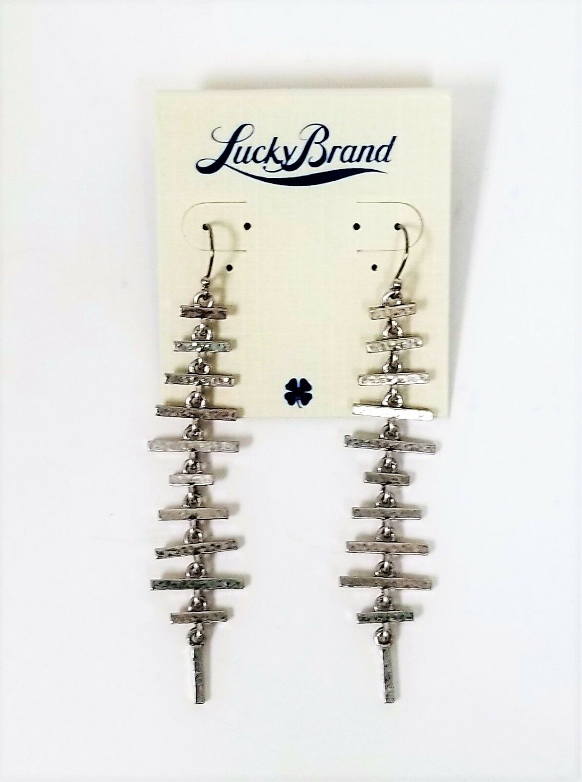 

NEW LUCKY BRAND SILVER TONE CHAIN HAMMERED BARS DANGLE DROP EARRINGS JLRU8594
