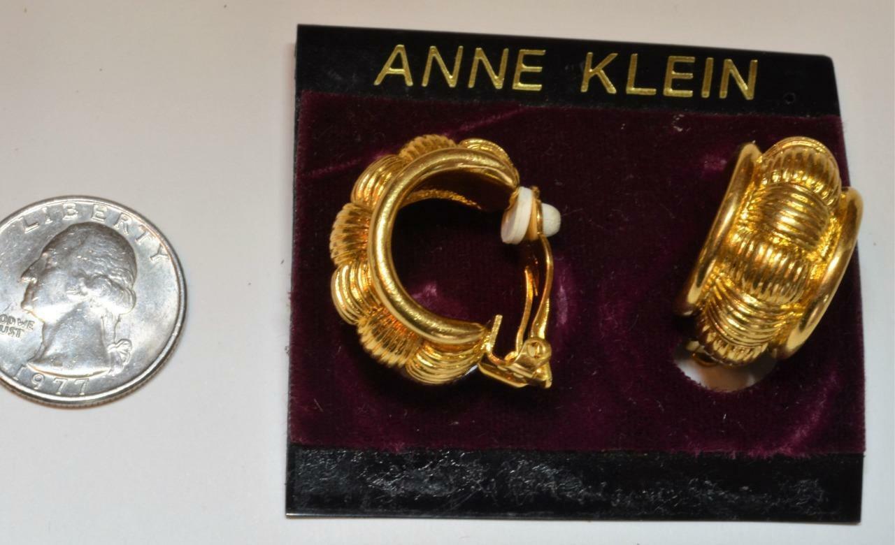 

New Origin Card Old Stock ANNE KLEIN Goldtone Textured HOOP Clip-On Earrings