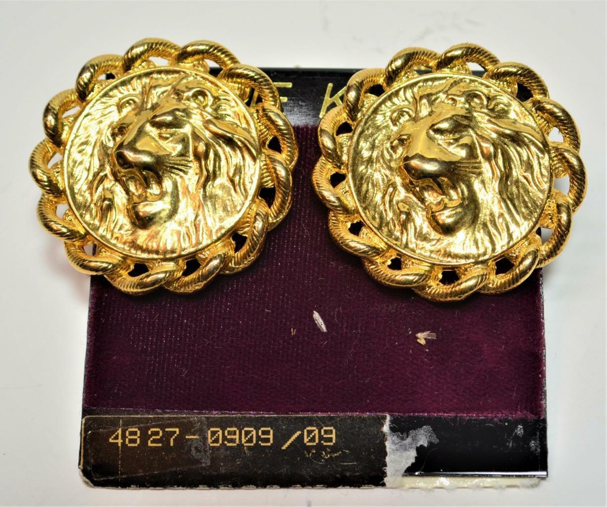 

New Original Card Old Stock ANNE KLEIN Goldtone LION HEAD Round Clip-On Earrings