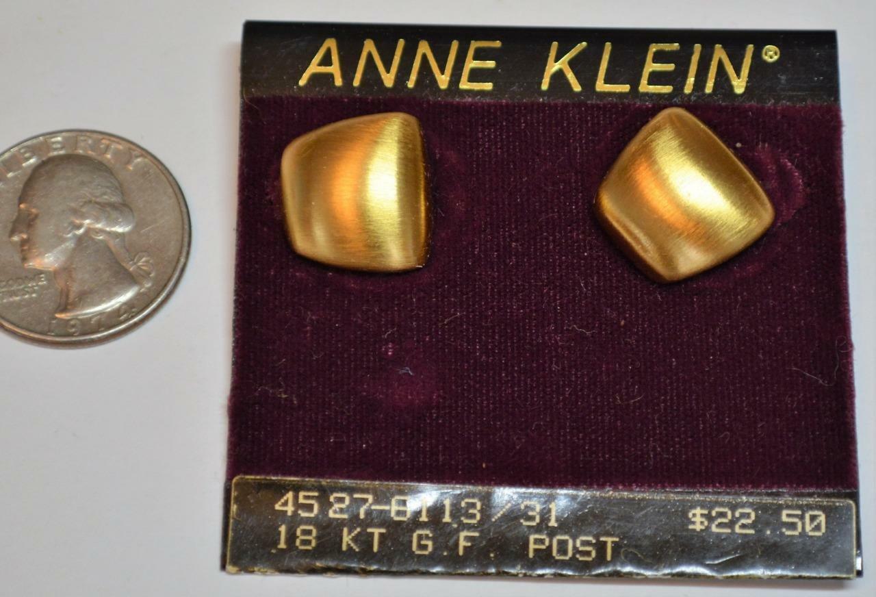 

New Original Card Old Stock ANNE KLEIN Goldtone Polished Pierced Earrings 6