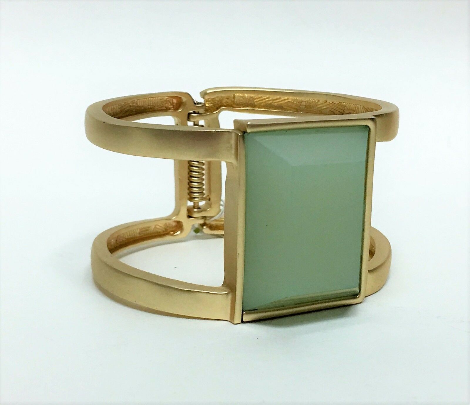 

NEW TAHARI ANTIQUE GOLD TONE SEMI PRECIOUS TEAL HINGE BANGLE BRACELET