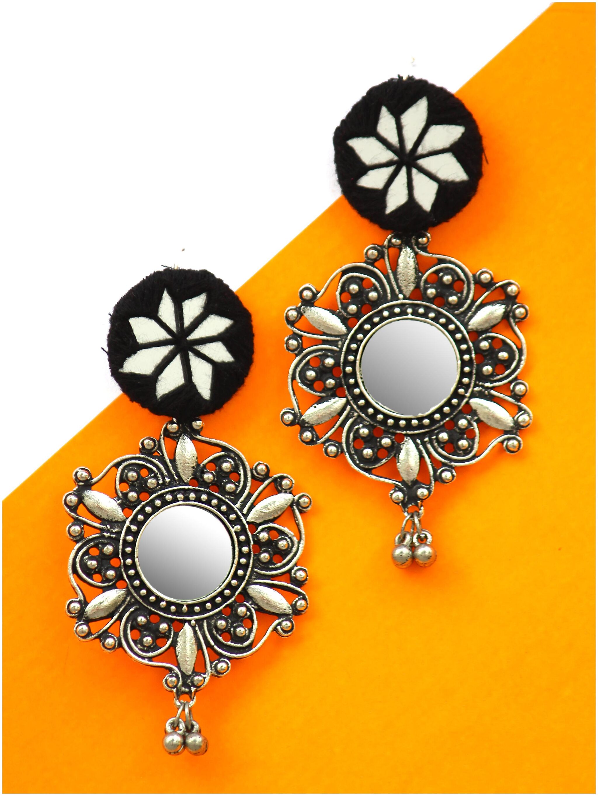 

Krafted With Happiness Mirror Earrings - Black