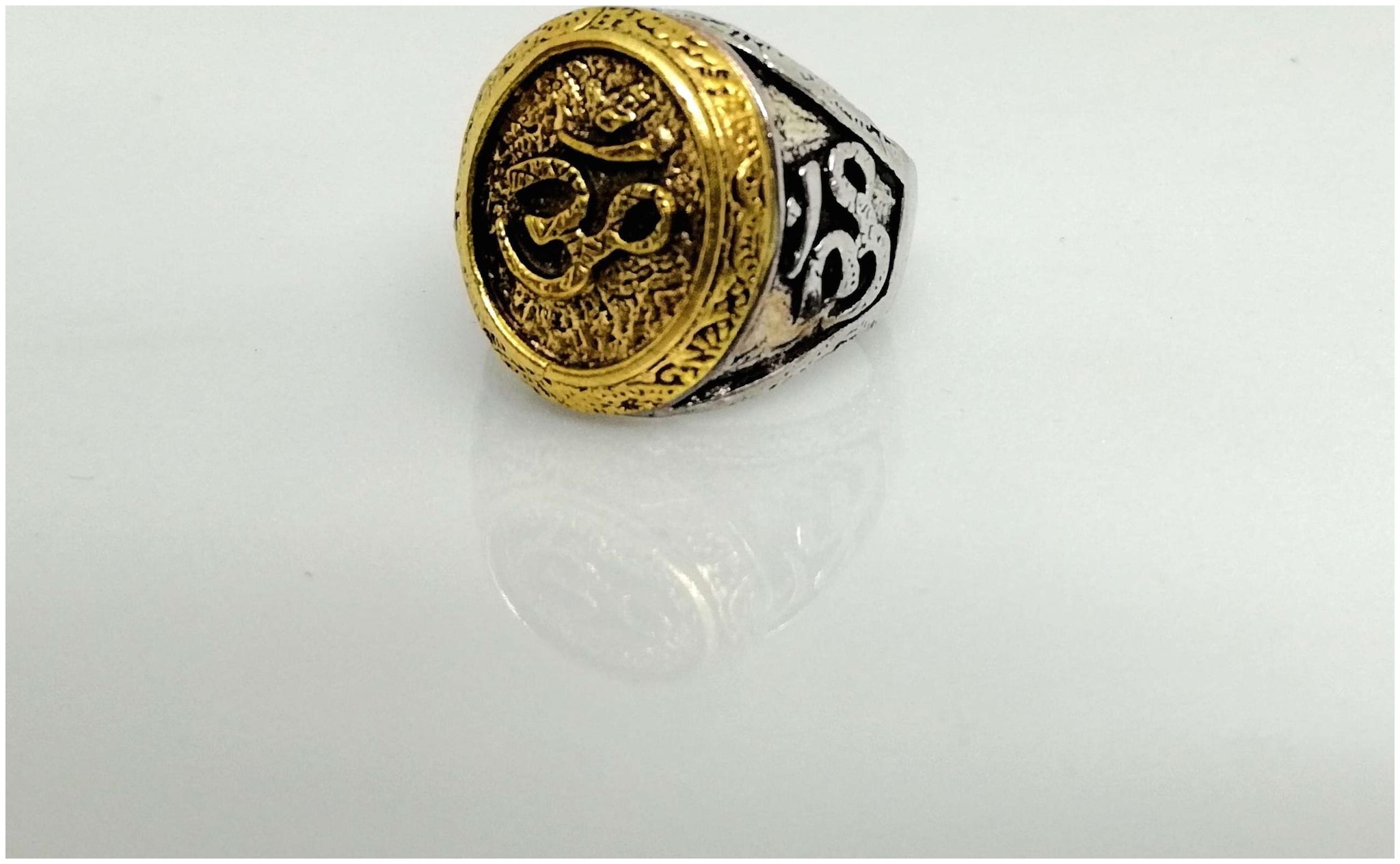 

OM RING FOR MEN