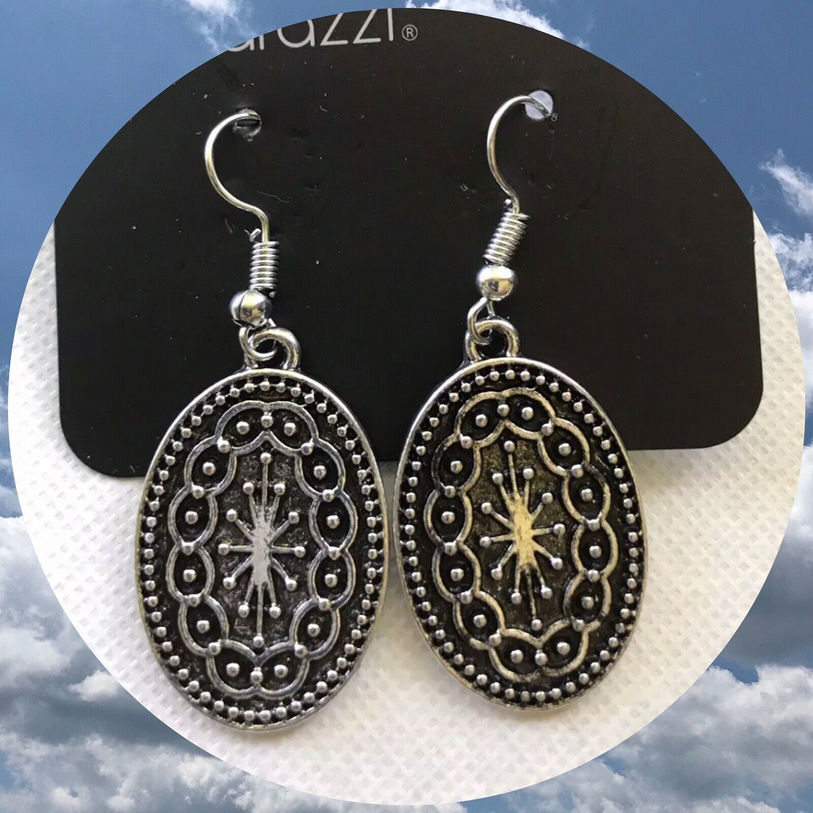 

Paparazzi Ancient Wonders Silver Tone Oval Radiant Tribal Embossed Earrings