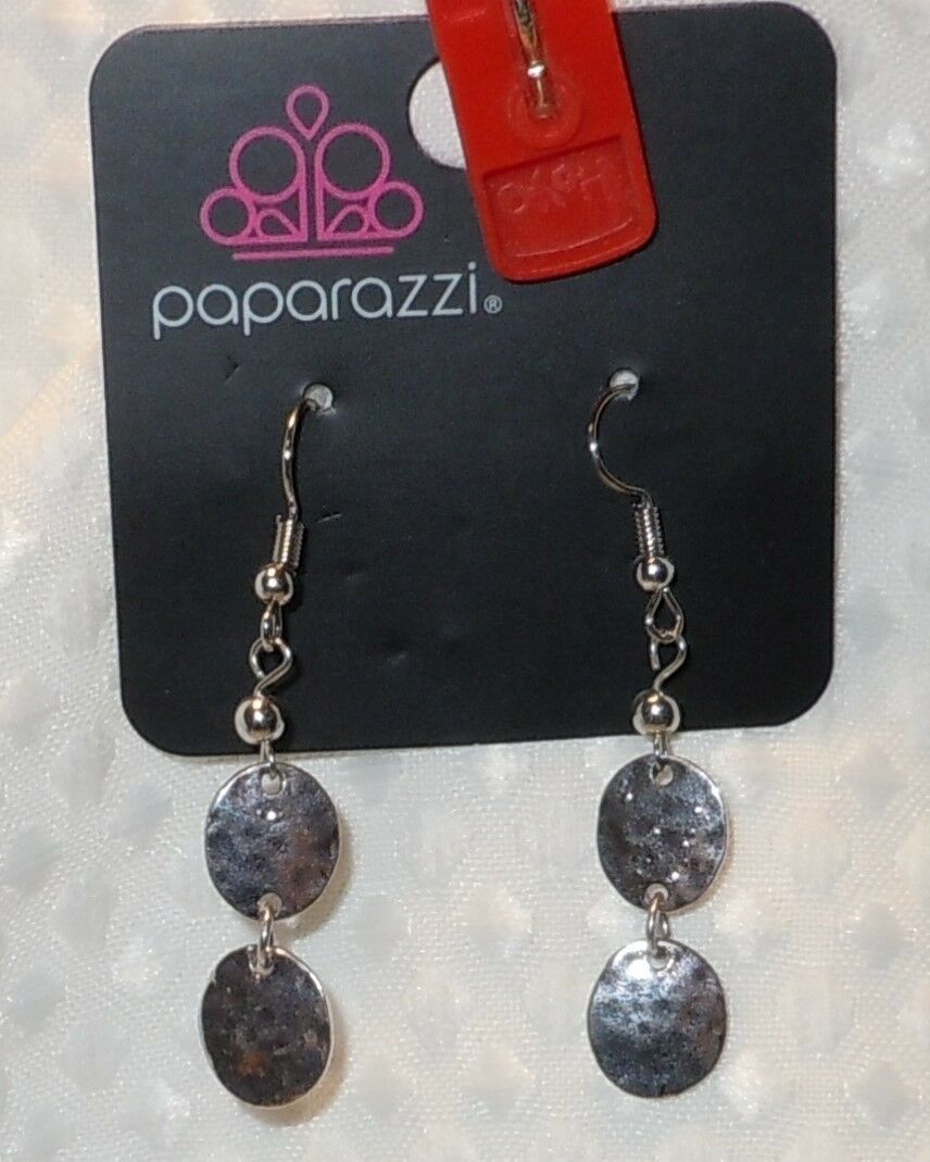 

Paparazzi silver dots fishhook earrings NWT