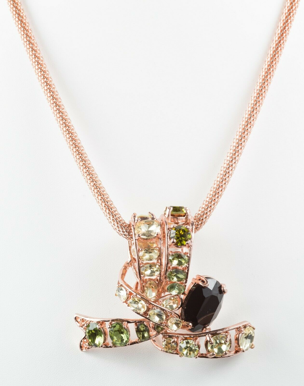 

Roco by Rodrigo Otazu Pink Tone Necklace Pendant Multi Rhinestones Swarovski
