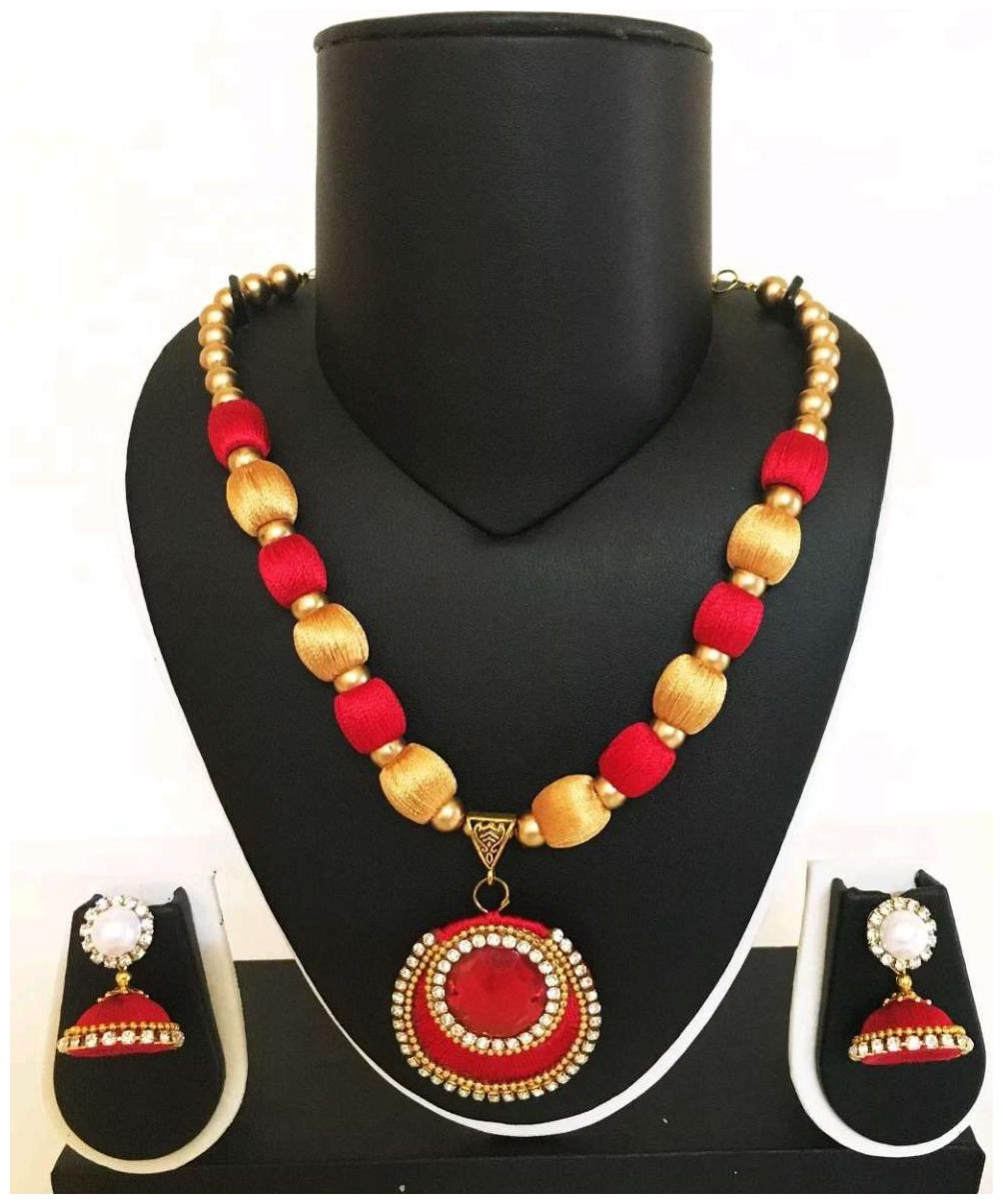 

Silk thread necklace with earrings