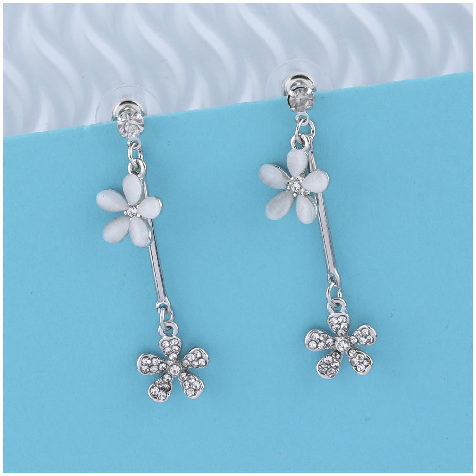 

SILVER SHINE Earring For Women