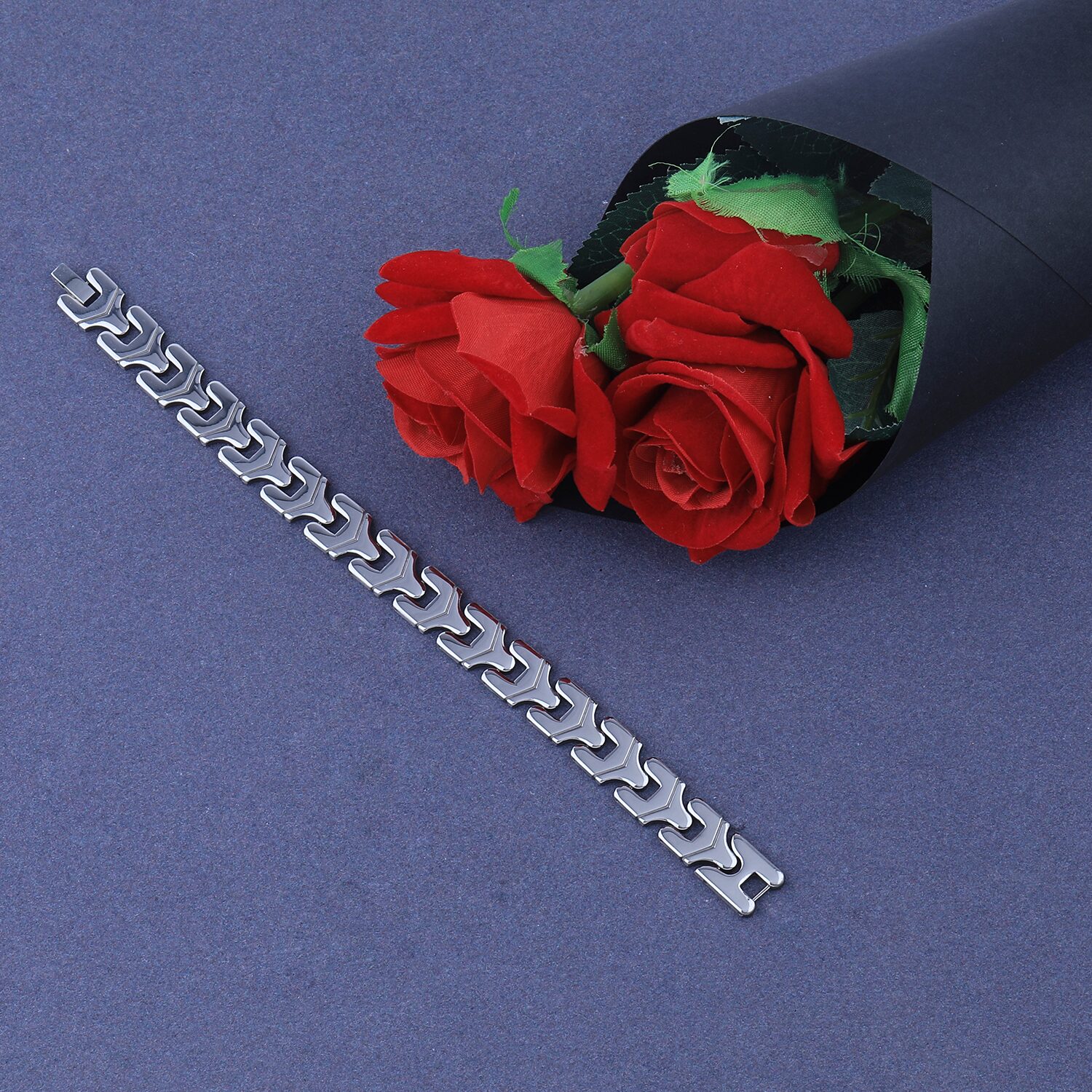 

Silver Shine Bracelet For Men Jewellery