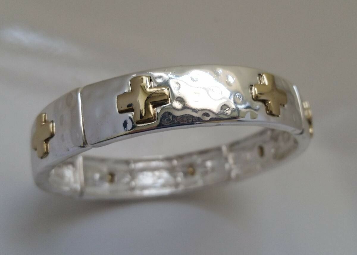

Silver-tone Shiny hammered Metal Stretched Bracelet with Gold-tone Cross y7-5 22