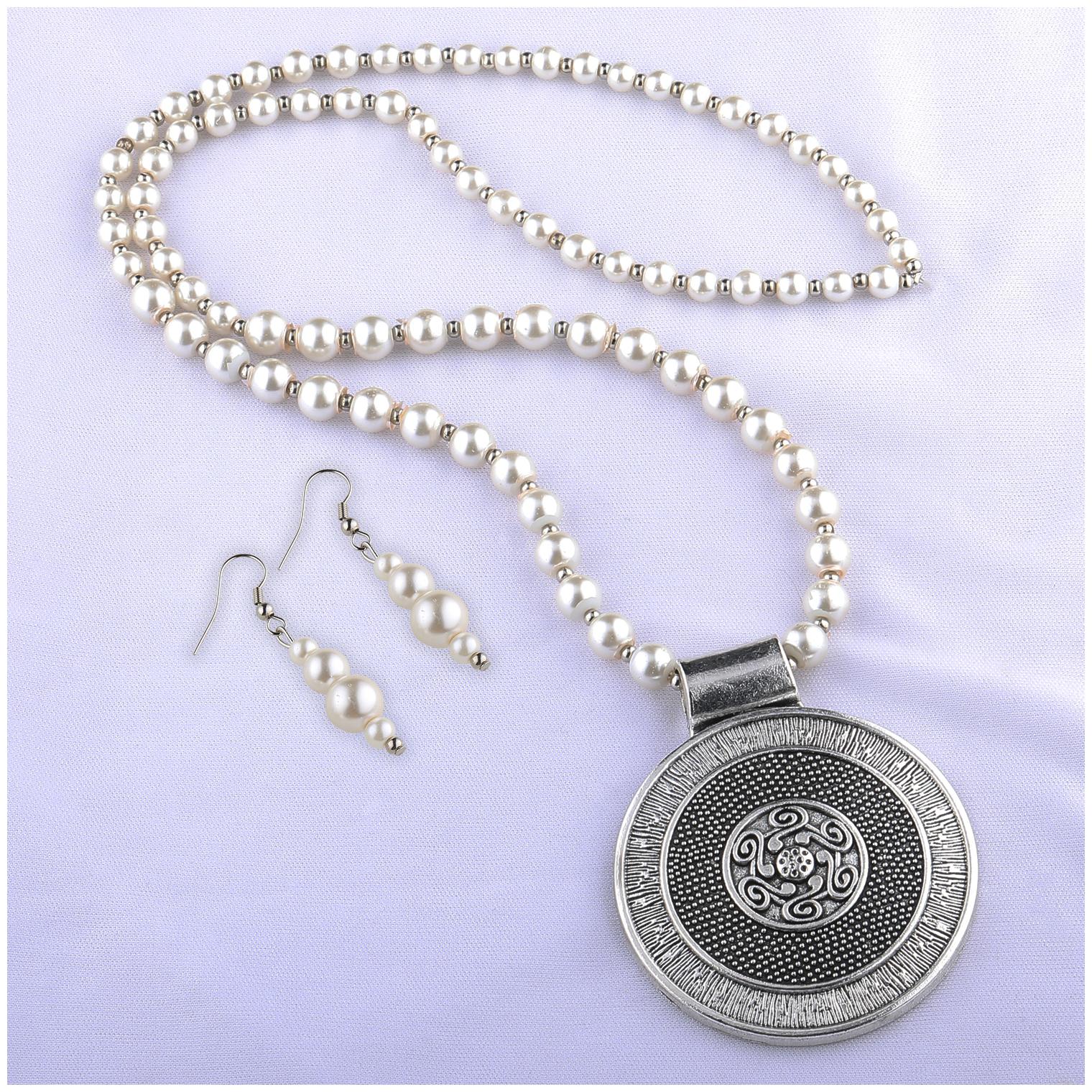 

SILVERSHINE silverplated textured Designer Traditional pendant set for women