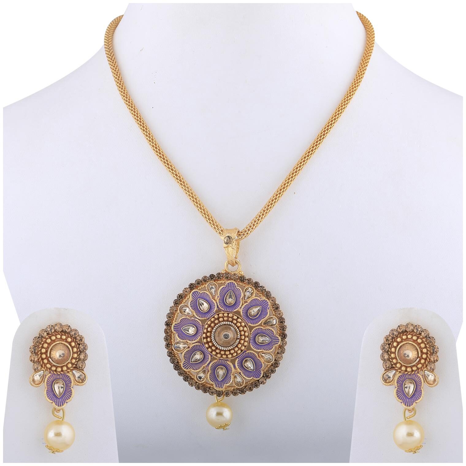 

SILVERSHINE Goldplated Traditional Necklace Pendant set for women jewellery