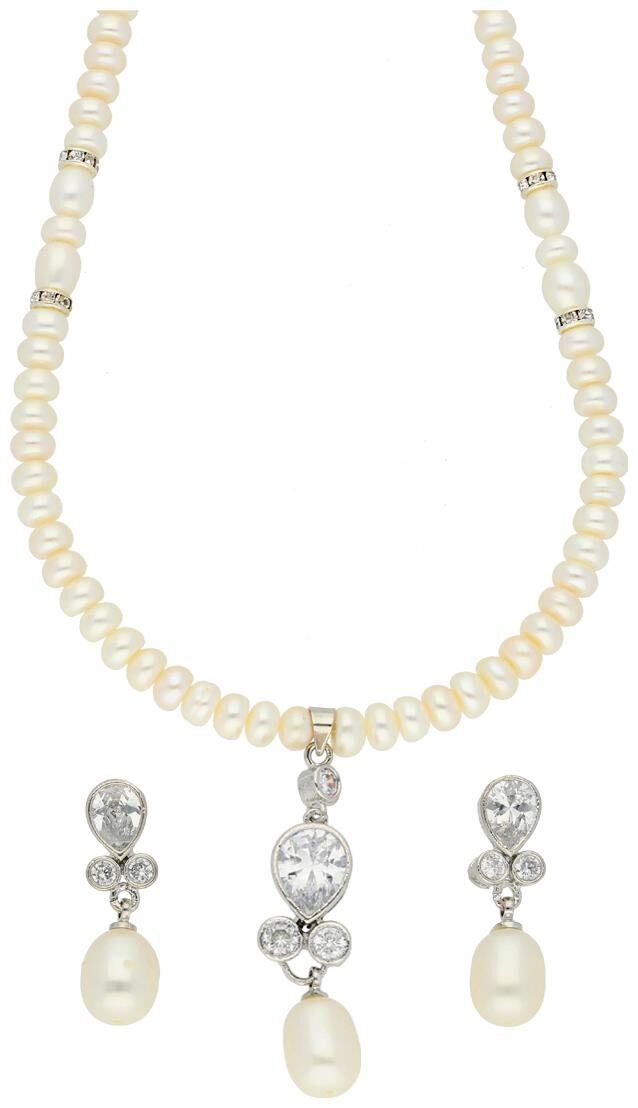 

Sri Jagdamba Pearls Czorable Pearl Necklace