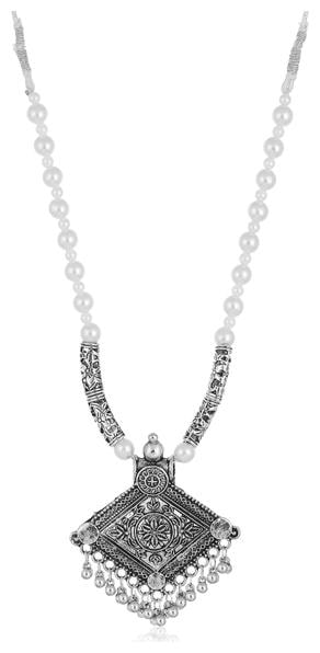 

Sukkhi Astonish Collar Oxidised Necklace for Women
