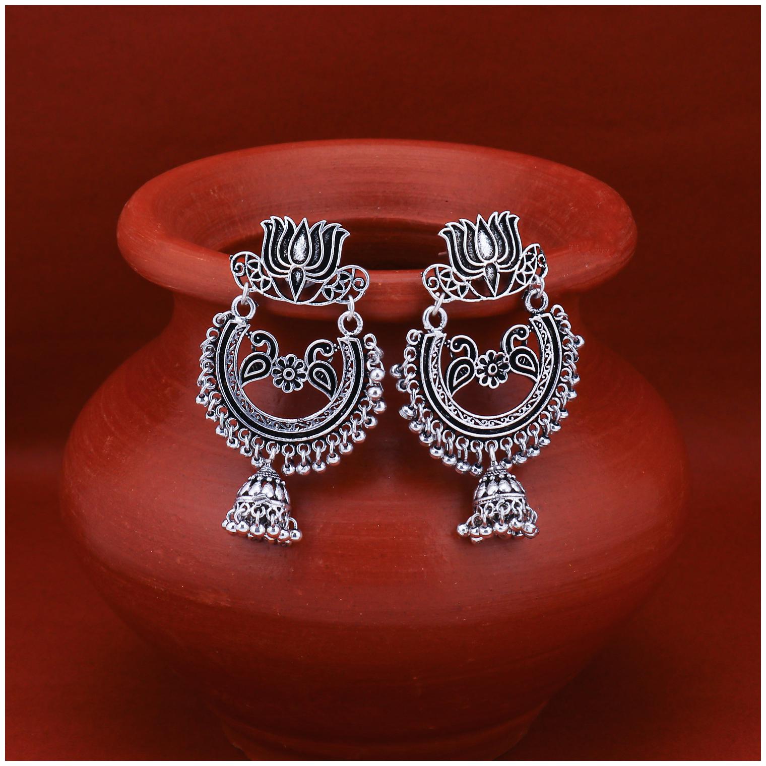 

Sukkhi Attractive Oxidised Peacock Dangler Earring For Women