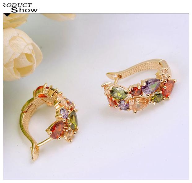 

Sukkhi Delicate Crystals from Swarovski Hoops Gold Plated Lefty Clip-On Earring for Women and Girls