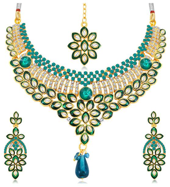 

Sukkhi Delightful Gold Plated Wedding Jewellery Kundan Choker Necklace Set For Women