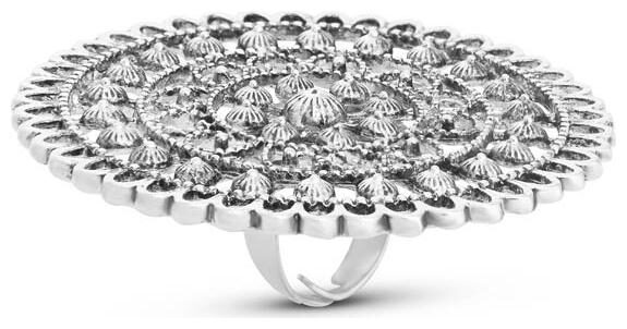 

Sukkhi Fashionable Rhodium Plated Floral Cocktail Ring For Women