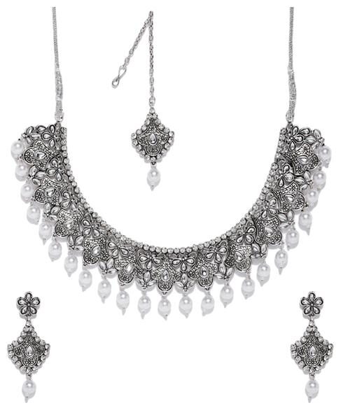 

Sukkhi Glistening Oxidised Plated Neckalce Set for Women