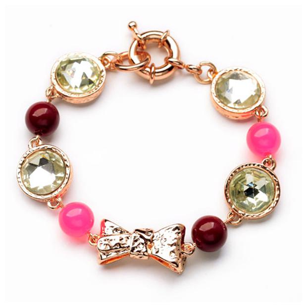

Sukkhi Gold Alloy Link Bracelet For Women