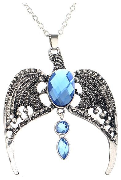 

Sukkhi Modern Owl Rhodium Plated Pendant for Women