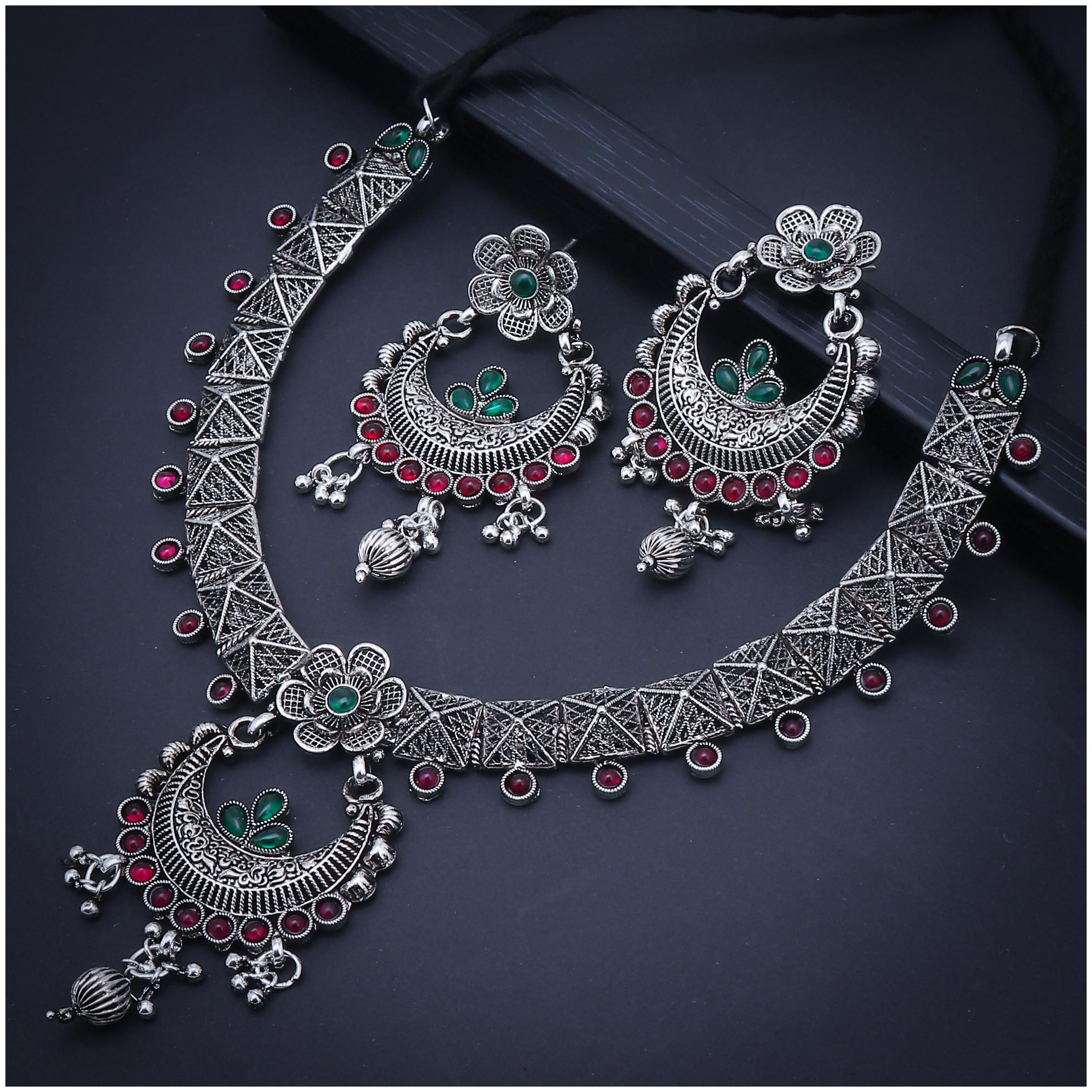 

Sukkhi Ravishing Oxidised Choker Necklace Set for Women